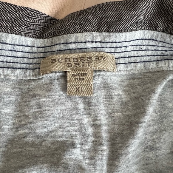 Men’s light weight Burberry polo in grey size XL - Picture 4 of 6